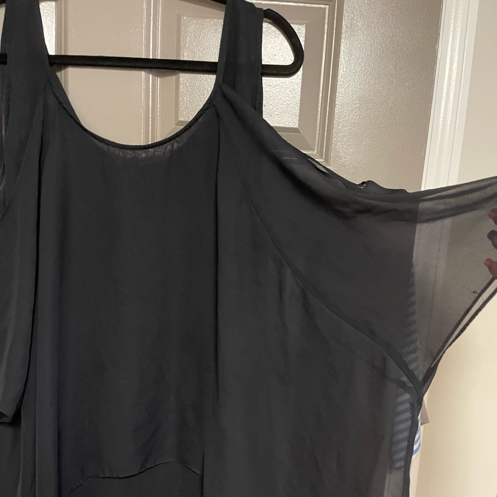 Cold shoulder top